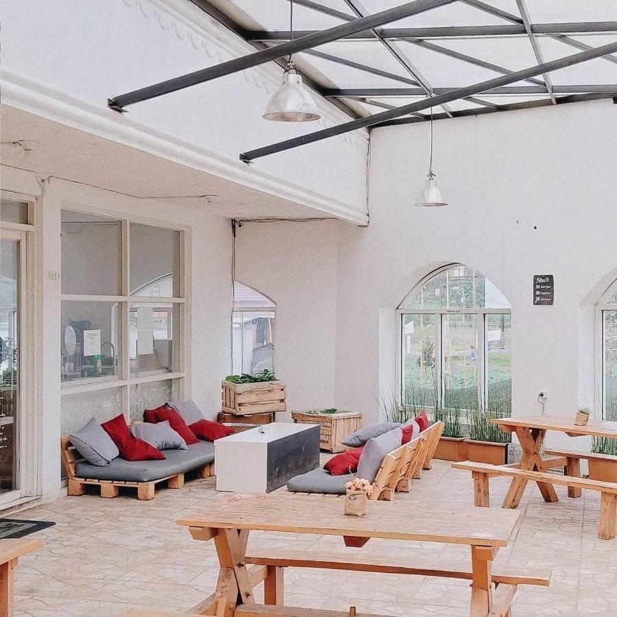 Tani Jiwo Hostel Diyeng Екстер'єр фото